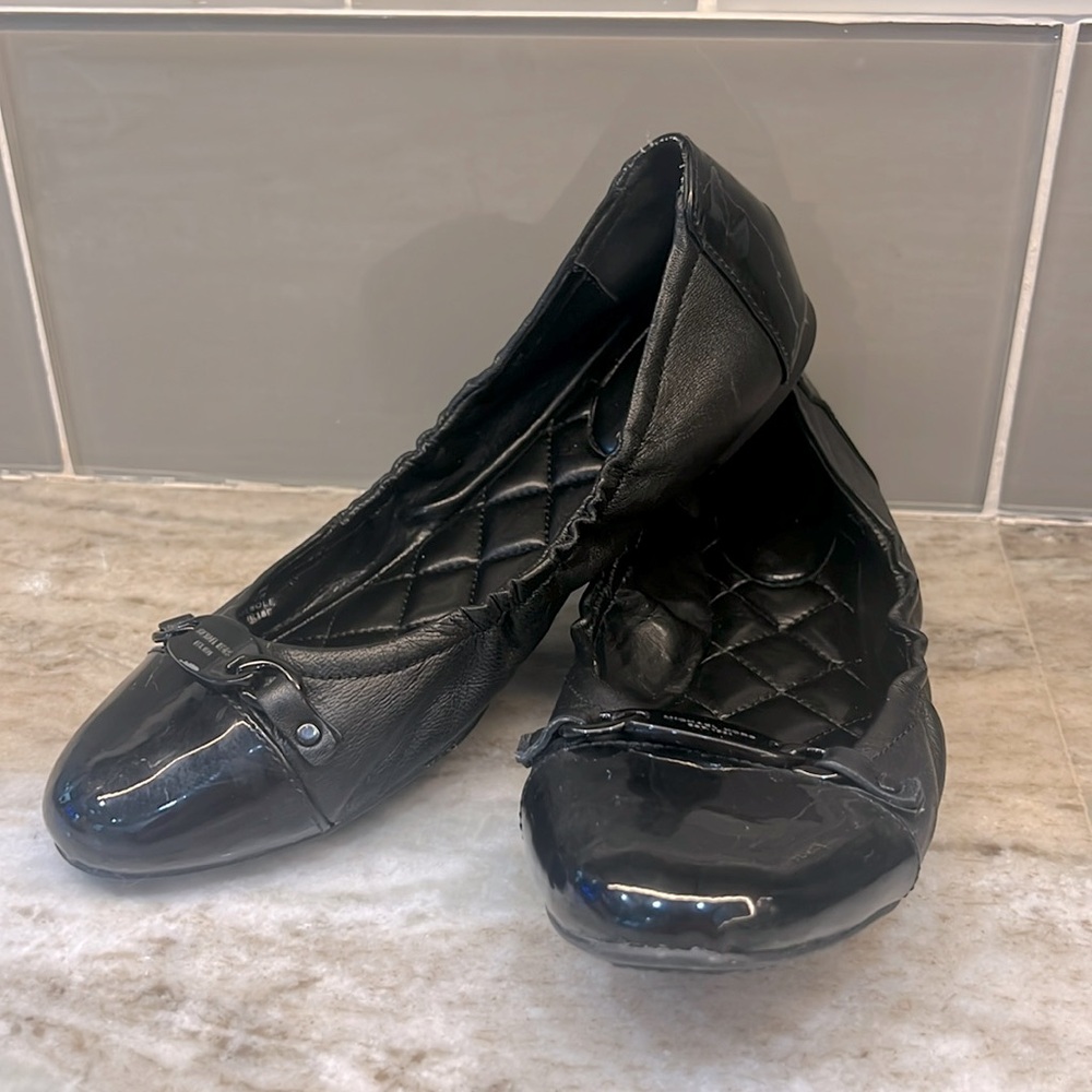 Michael Kors black leather and Paton leather accented ballet flats size 6 1/2